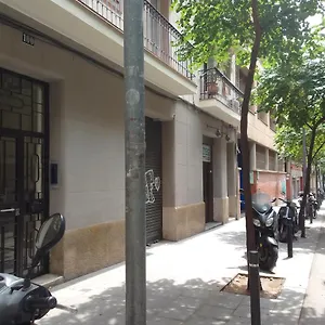 Doble Cerca Del Paseo De San Joan Barcelona